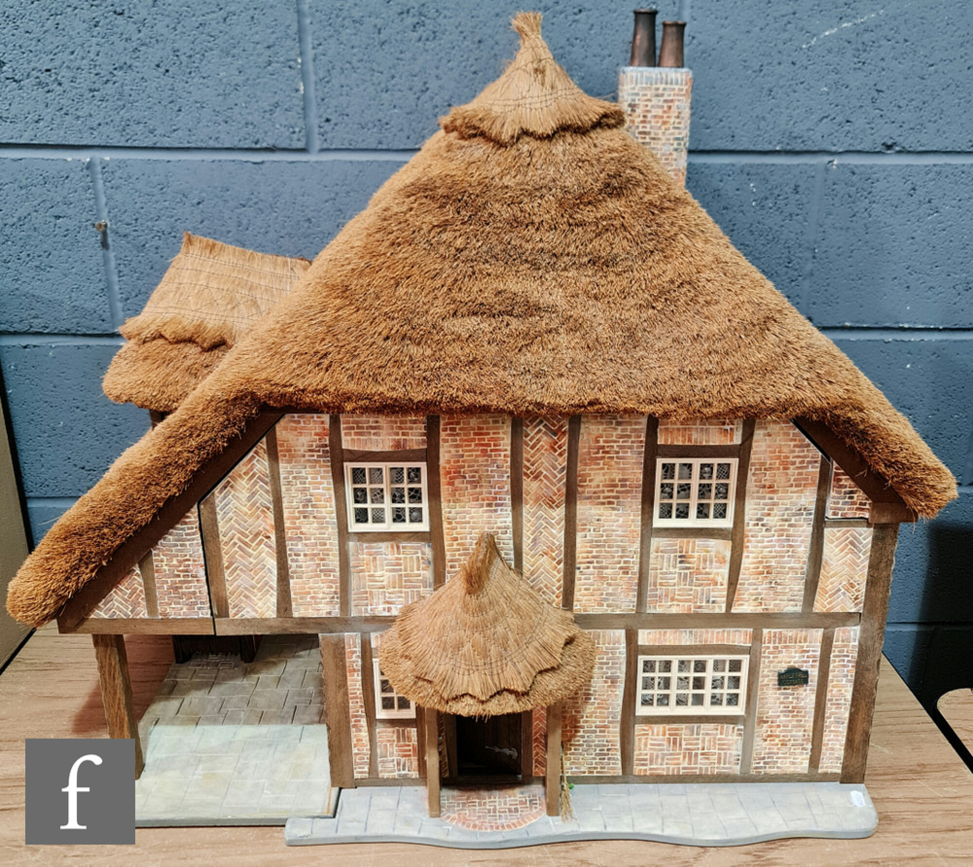 A Little Homes Of England 1 12 Scale Dolls House Modelled As A Thatched 